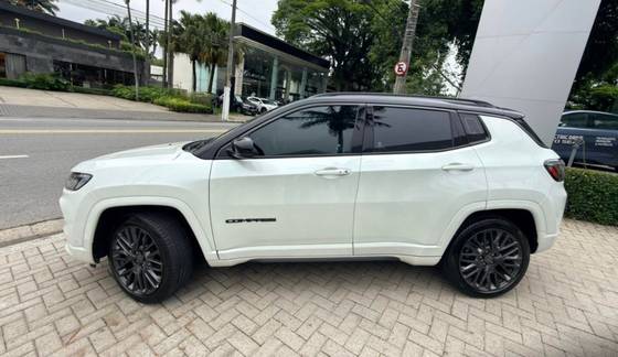 JEEP COMPASS 1.3 T270 TURBO FLEX S AT6 JEEP COMPASS 1.3 T270 TURBO FLEX S AT6